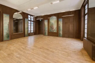 Les boiseries restaurées de la salle des professeurs