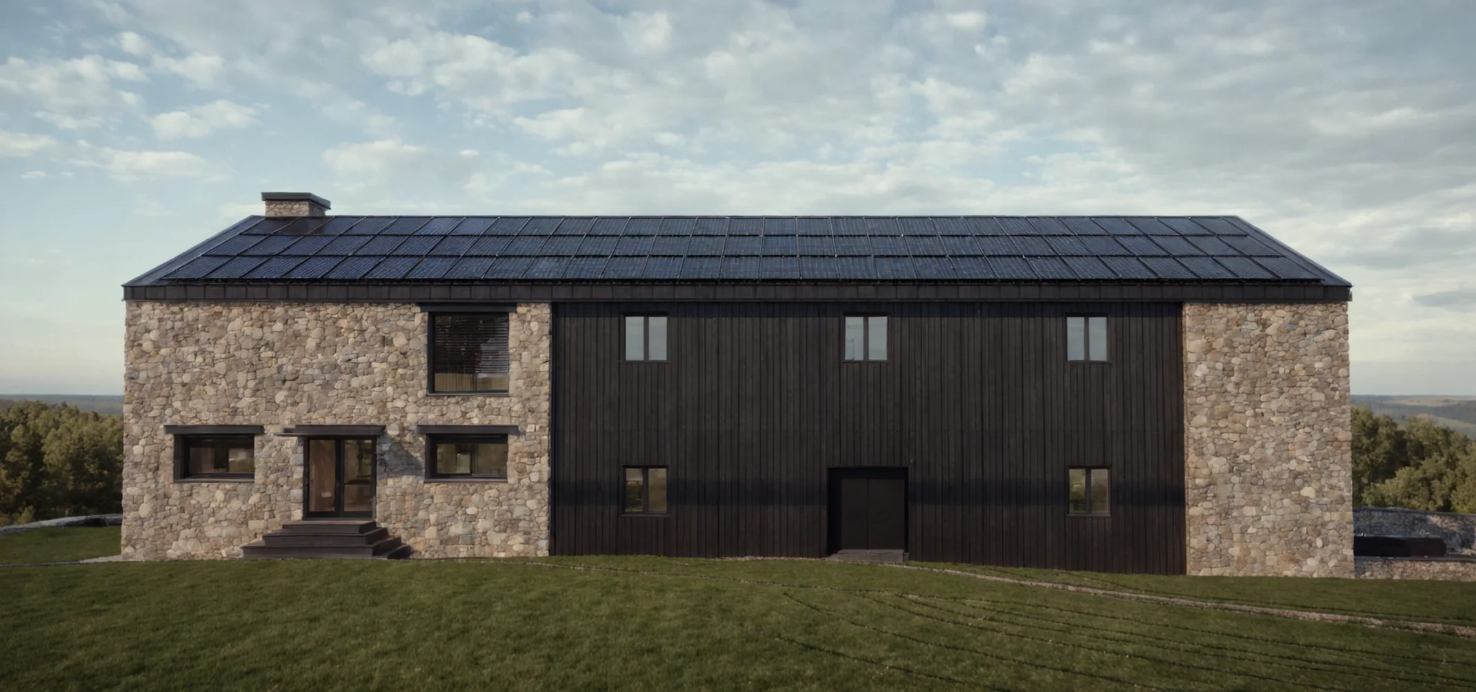 La toiture photovoltaïque et la façade arrière